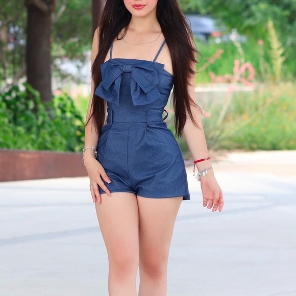 SHEIN bow romper - Picture 2 of 2